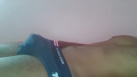 Snapshot of andres01_ chatting on October 16, 5:48 am andres01_ online show from October 16, 5:48 am