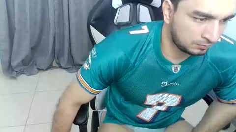 andres180950734 online show from January 16, 11:07 pm