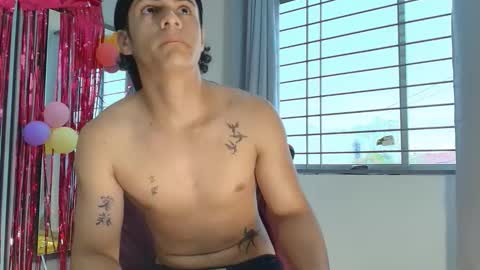 Snapshot of andres_cream chatting on September 26, 6:38 pm andres_cream online show from September 26, 6:38 pm