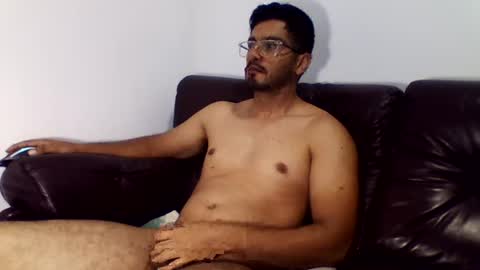 andresvergon85 online show from July 1, 5:08 am