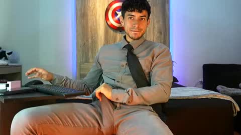 Andrew online show from October 23, 3:21 am