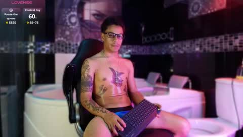 andrew_haalls online show from February 13, 12:50 am