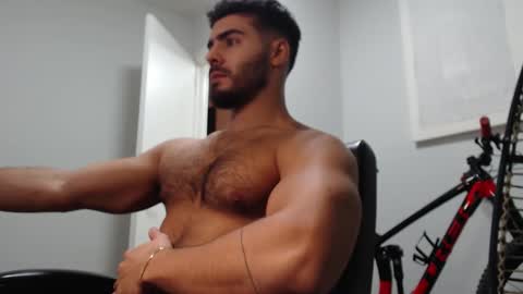 ANDREW WEST online show from January 24, 11:34 pm