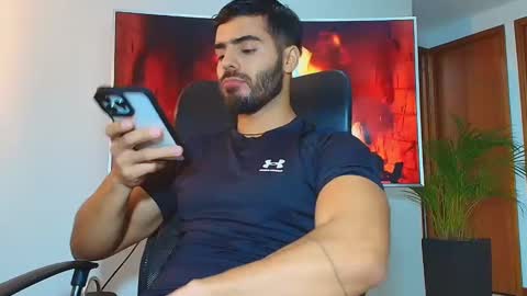 ANDREW WEST online show from March 6, 12:32 am