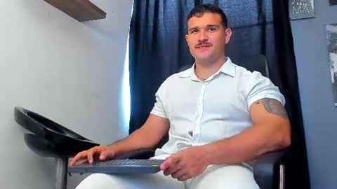 Andrew Diaz online show from July 12, 9:39 pm