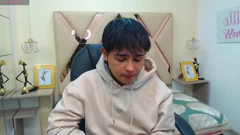 ANDREW online show from February 27, 12:13 pm