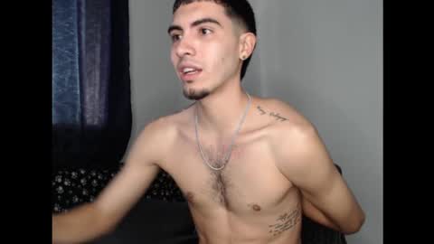 andriuhot066 online show from December 19, 11:39 am