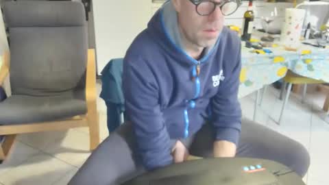 androx77 online show from November 16, 10:39 am