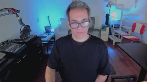 Andrew online show from August 5, 12:48 am