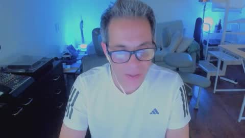 Andrew online show from March 6, 4:53 am