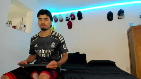 Andy online show from May 19, 7:09 pm
