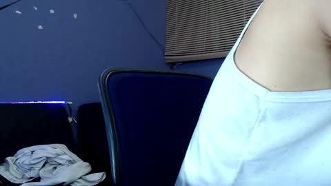 Snapshot of andy_bapho chatting on October 9, 3:06 pm ANDY online show from October 9, 3:06 pm