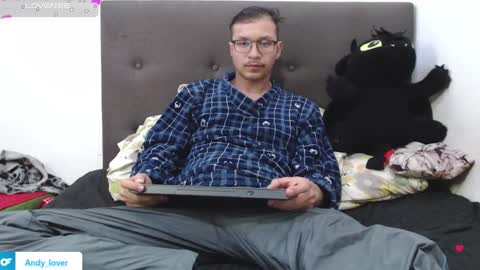 ANDY online show from November 12, 3:01 am