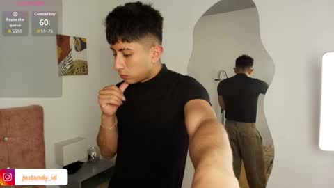 andy_justgame online show from October 27, 3:31 am