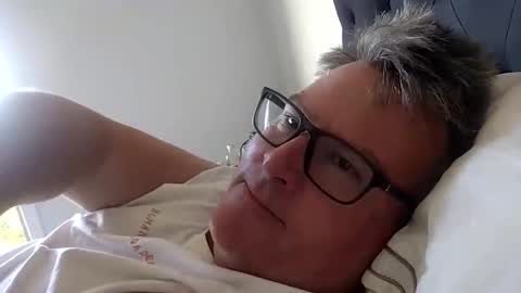 Andy online show from November 15, 7:43 am