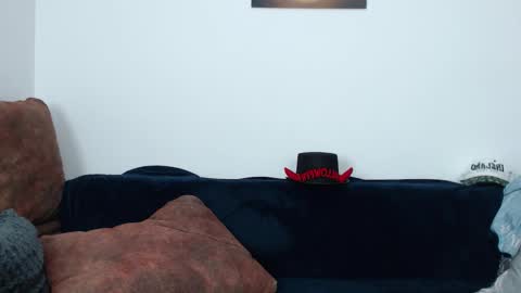 Andy Fame online show from October 23, 1:09 am