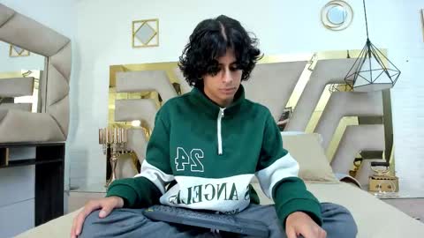 andyxibrat online show from November 9, 11:58 am