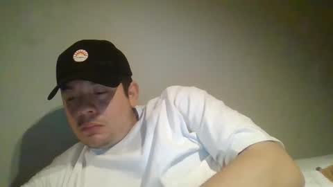 andyzeta10 online show from May 11, 12:56 am