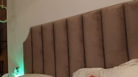 angel_andreww online show from May 15, 7:11 pm