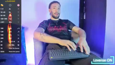 angel_kyrozz online show from June 13, 7:45 pm