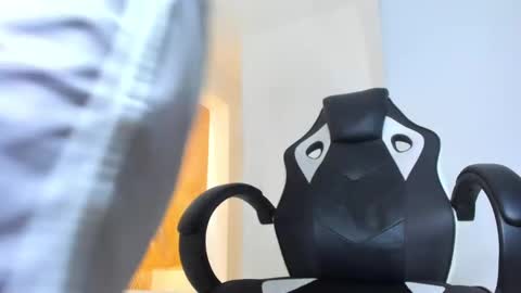 ANGEL online show from February 7, 8:53 pm