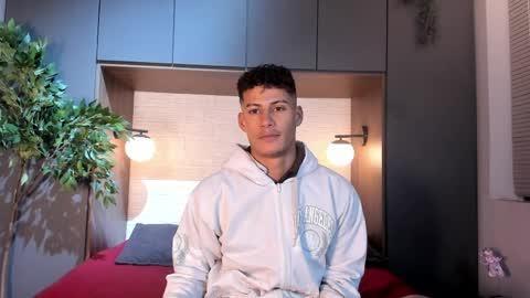 Angel  online show from April 9, 12:22 pm