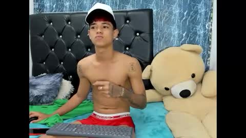 angelcutex_19 online show from September 12, 2:11 am