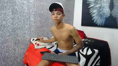 angelcutex_19 online show from September 14, 3:52 am