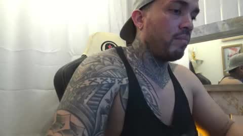 Snapshot of angellatino0 chatting on October 15, 4:31 am angellatino0 online show from October 15, 4:31 am