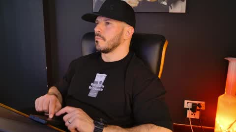 BlackWolf online show from April 7, 12:38 pm