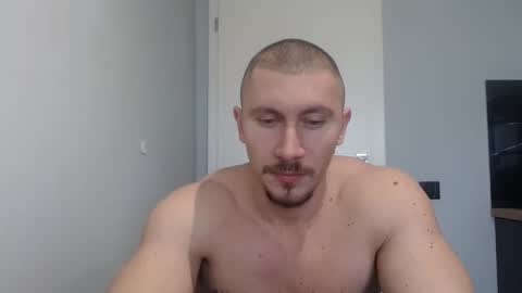  ------- SEX SHOW WITH GUYS AND GIRLS  MUSCLE SHOW online show from February 19, 1:06 pm