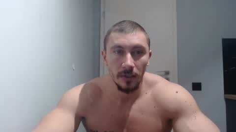  ------- SEX SHOW WITH GUYS AND GIRLS  MUSCLE SHOW online show from January 22, 7:03 pm