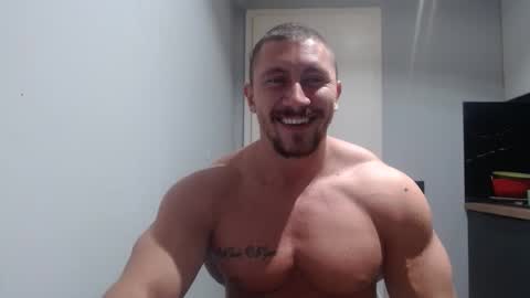  ------- SEX SHOW WITH GUYS AND GIRLS  MUSCLE SHOW online show from December 5, 6:26 pm