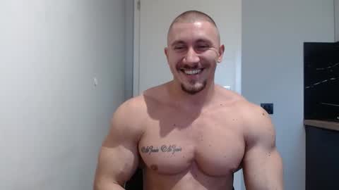  ------- SEX SHOW WITH GUYS AND GIRLS  MUSCLE SHOW online show from December 20, 12:16 pm
