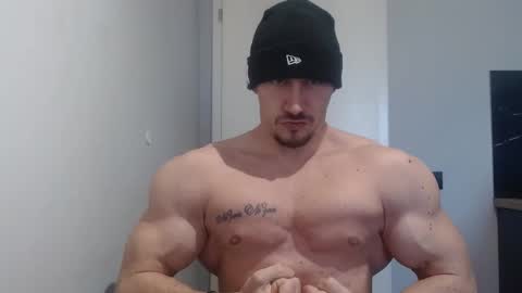  ------- SEX SHOW WITH GUYS AND GIRLS  MUSCLE SHOW online show from February 20, 9:22 am