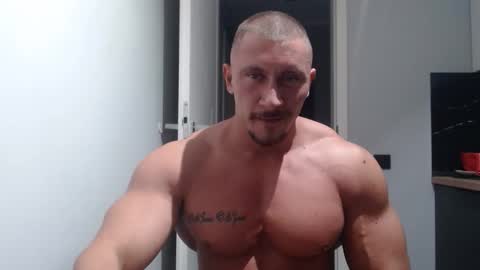  ------- SEX SHOW WITH GUYS AND GIRLS  MUSCLE SHOW online show from September 17, 4:08 pm