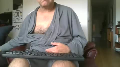 angelor01 online show from February 15, 11:05 pm