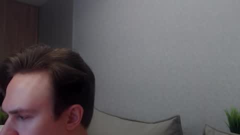 Angel online show from March 1, 10:15 am