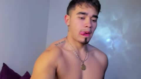 Snapshot of angelx_fox chatting on September 28, 1:47 am Angel Fox online show from September 28, 1:47 am