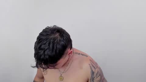 Snapshot of angelx_fox chatting on September 16, 7:47 pm Angel Fox online show from September 16, 7:47 pm