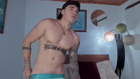 Snapshot of angelx_fox chatting on March 12, 4:46 pm Angel Fox online show from March 12, 4:46 pm