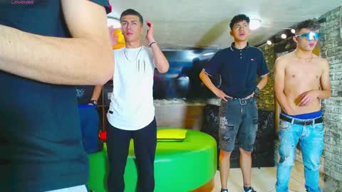 anghelytos online show from December 3, 6:38 pm