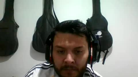 lion kennedy independent model moderator online show from September 28, 3:15 am