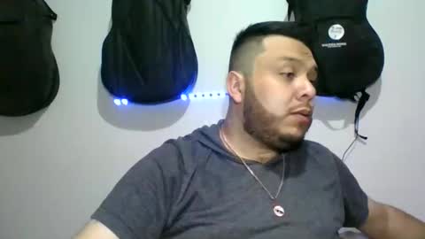 lion kennedy independent model moderator online show from October 21, 2:36 am