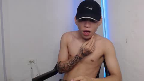 Snapshot of anoine_dirty chatting on October 12, 7:13 am Antoine Dirty online show from October 12, 7:13 am