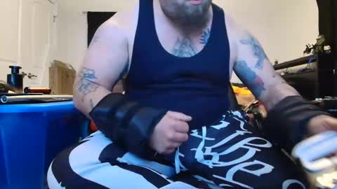 anthonygiacomazzo1 online show from January 19, 2:25 am