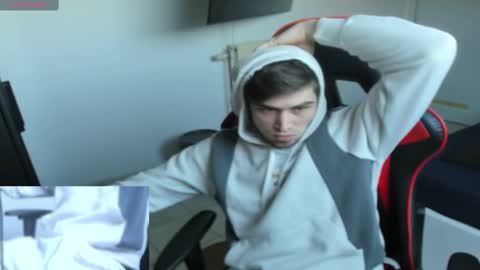 Snapshot of anthonyloveseks chatting on March 2, 10:47 am Anthony online show from March 2, 10:47 am