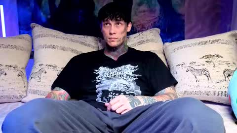 Tom online show from January 10, 6:51 am