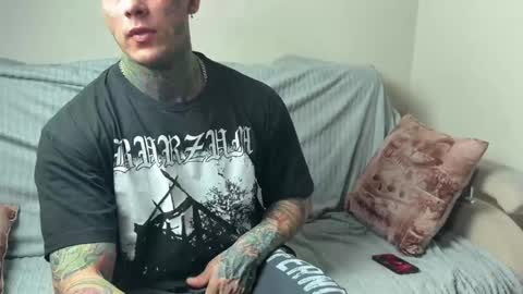Tom online show from May 24, 4:13 pm