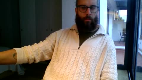 apc_3 online show from November 18, 8:18 am